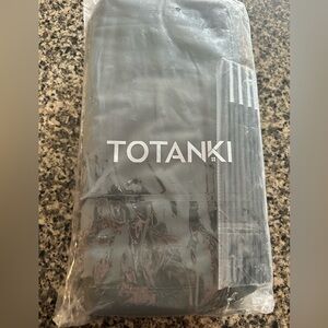 Laundry crate. Mobile easy to move

New in plastic.